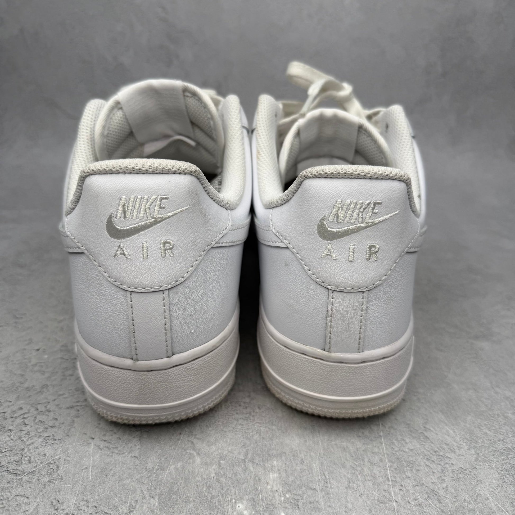 Nike Air Force 1 Low '07 White *pre - owned* SIZE 10.5 - Kicks Collective PA - Nike - 315122-111/CW2288-111 - Men's Shoes - 10.5M/12W - Pre - Owned - No Box