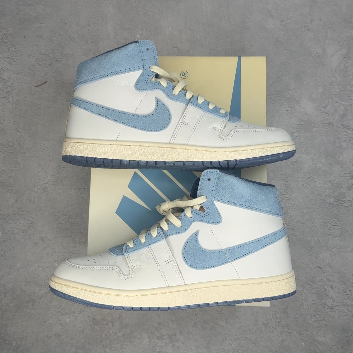 Nike Jordan Air Ship PE SP Every Game Diffused Blue 12 (Pre-Owned) - Kicks Collective PA - Jordan - DZ3497-104-12-PO-1 - Pre-Owned Sneakers - 12 (Lightly Worn)