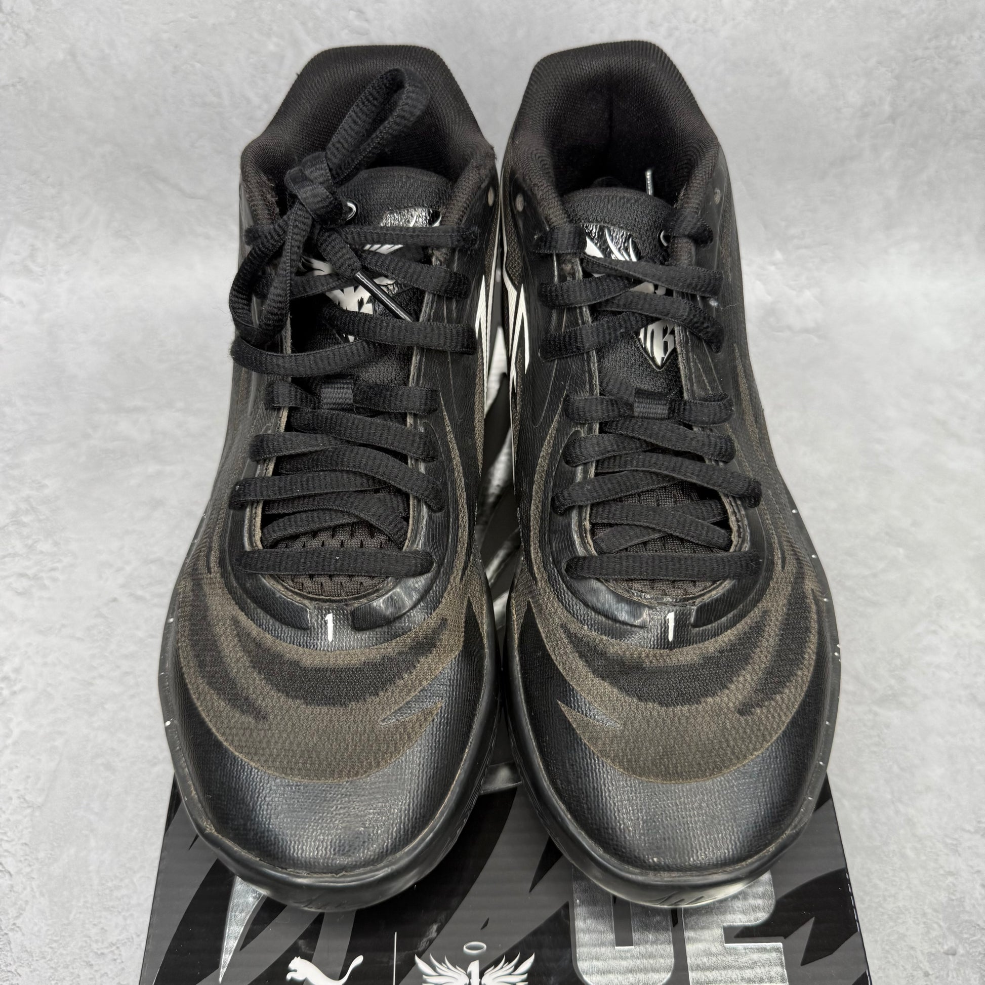 Puma LaMelo Ball MB.02 Oreo (GS) *pre-owned* SIZE 5.5Y
