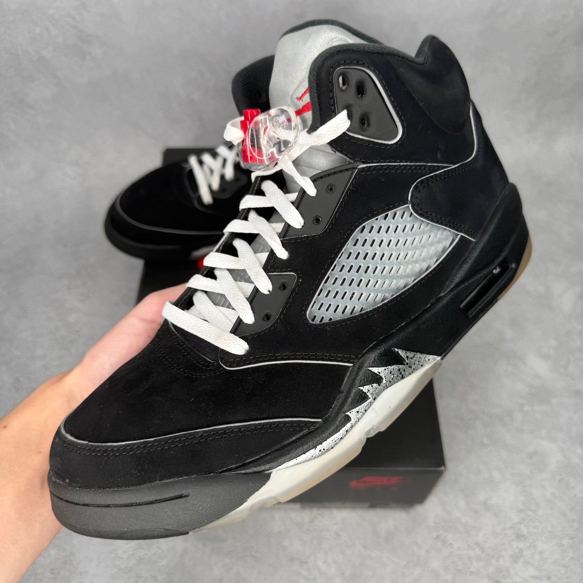Jordan 5 Retro OG Black Metallic Reimagined *pre - owned* SIZE 9.5 - Kicks Collective PA - Jordan - HF3975 - 001 - Men's Shoes - 9.5M/11W - Pre - Owned