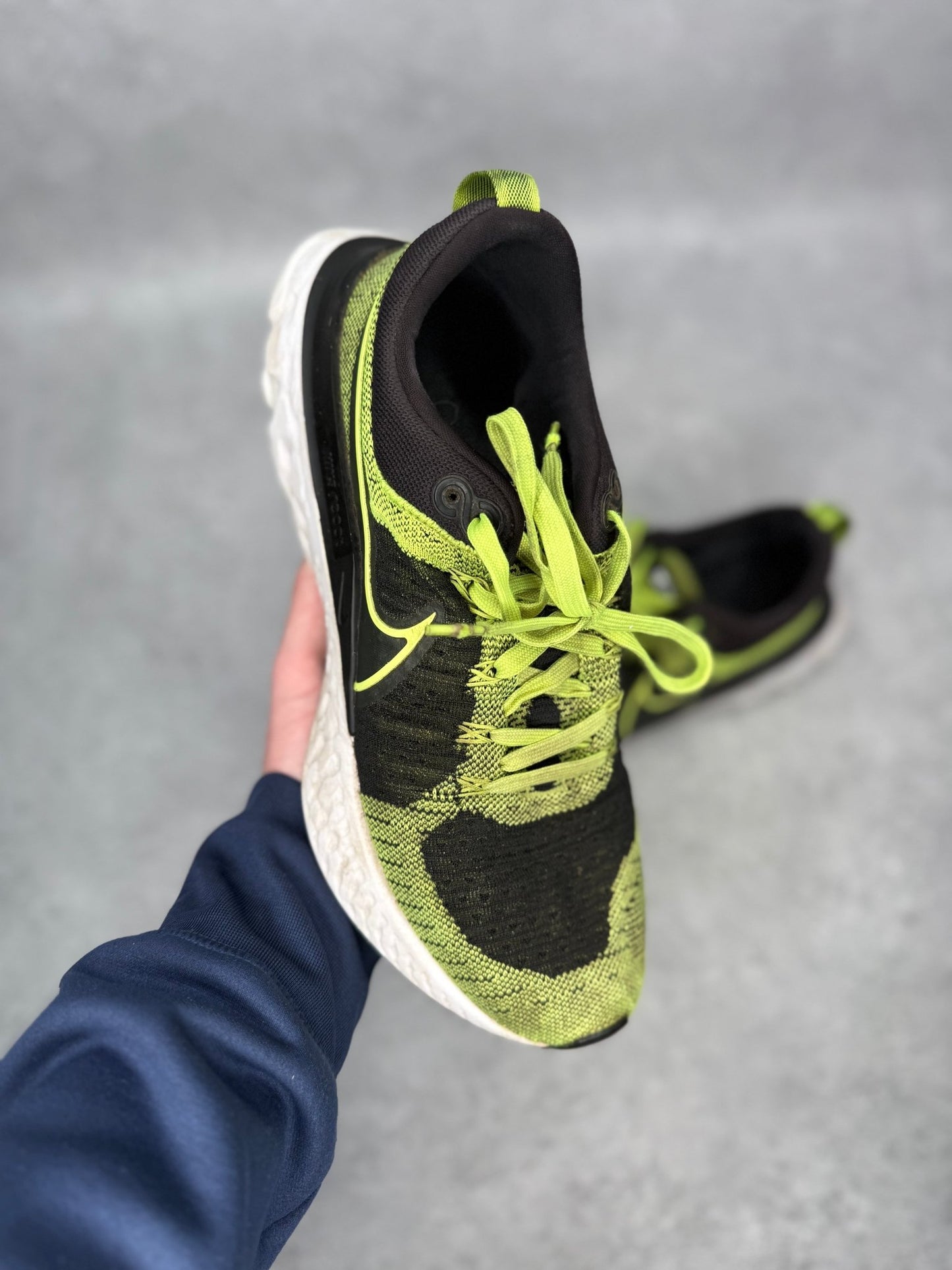 Nike React Infinity Run Flyknit 2 Volt Black *pre - owned* SIZE 10.5 - Kicks Collective PA - Nike - CT2357-700 - Men's Shoes - 10.5M/12W - Pre - Owned - No Box