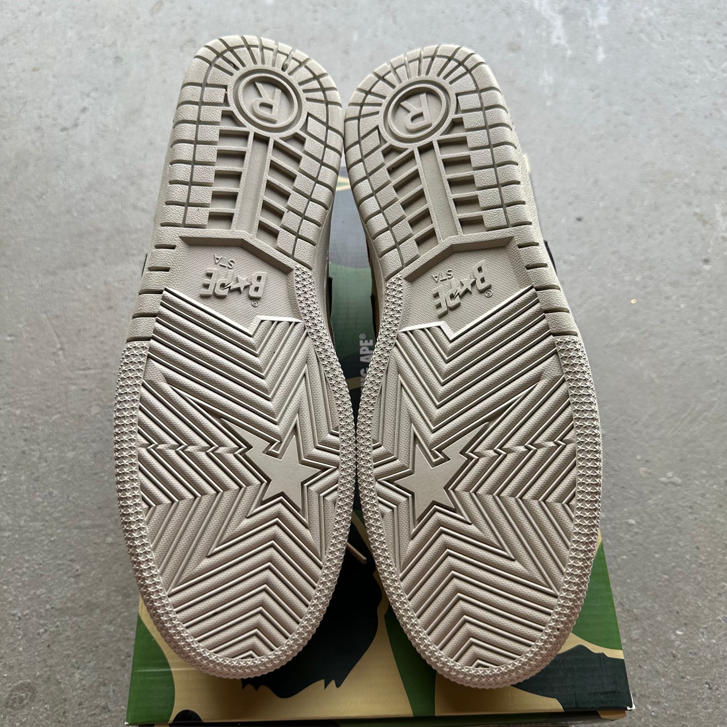 A Bathing Ape Bape SK8 Sta Beige (2022) *pre-owned* (SIZE 13)