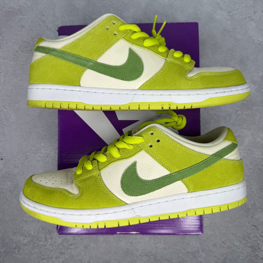 Nike SB Dunk Low Green Apple *pre - owned* SIZE 11.5 - Kicks Collective PA - Nike - DM0807 - 300 - Men's Shoes - 11.5M/13W - Pre - Owned