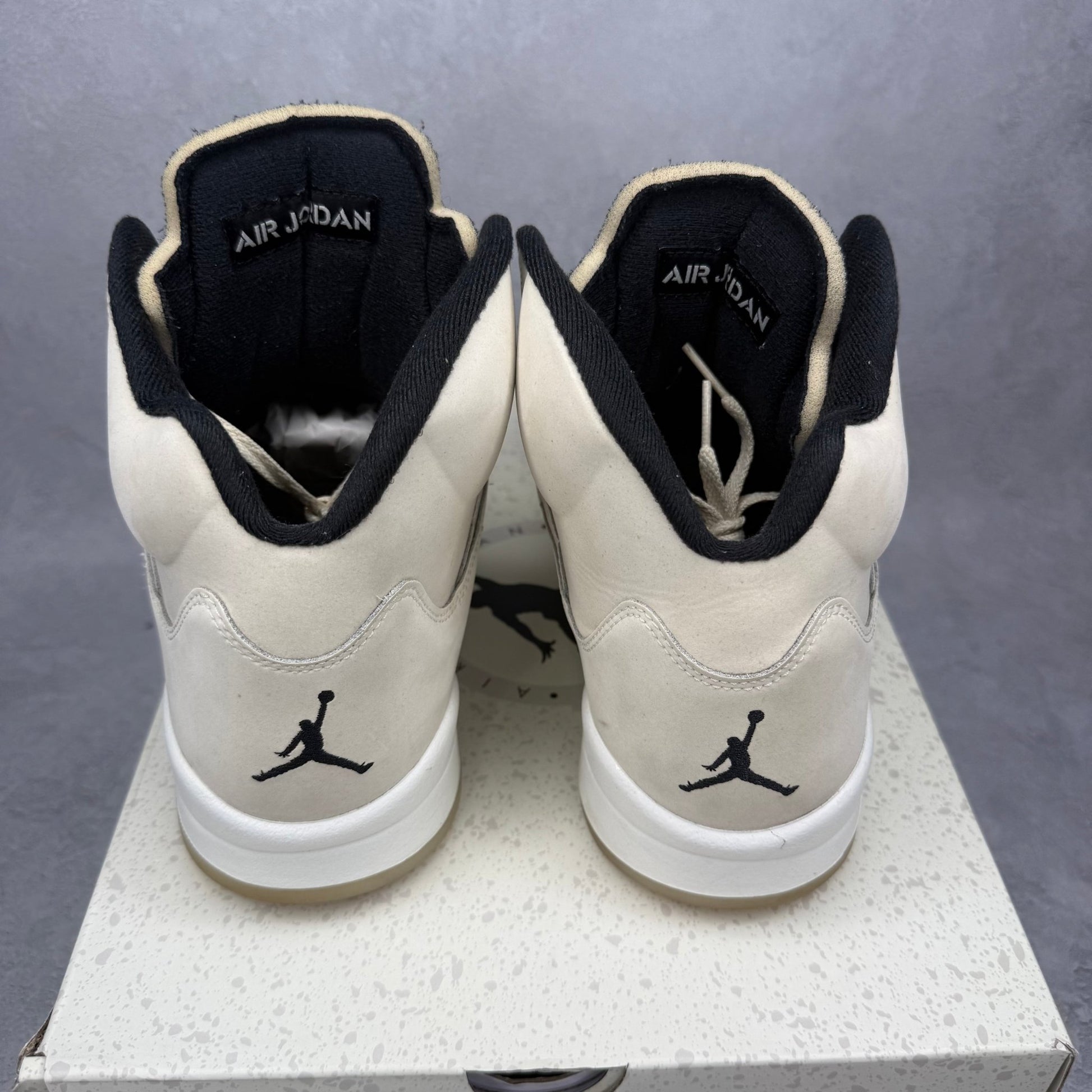 Jordan 5 Retro SE Sail *pre - owned* SIZE 11.5 - Kicks Collective PA - Jordan - FN7405-100 - Men's Shoes - 11.5M/13W - Pre - Owned