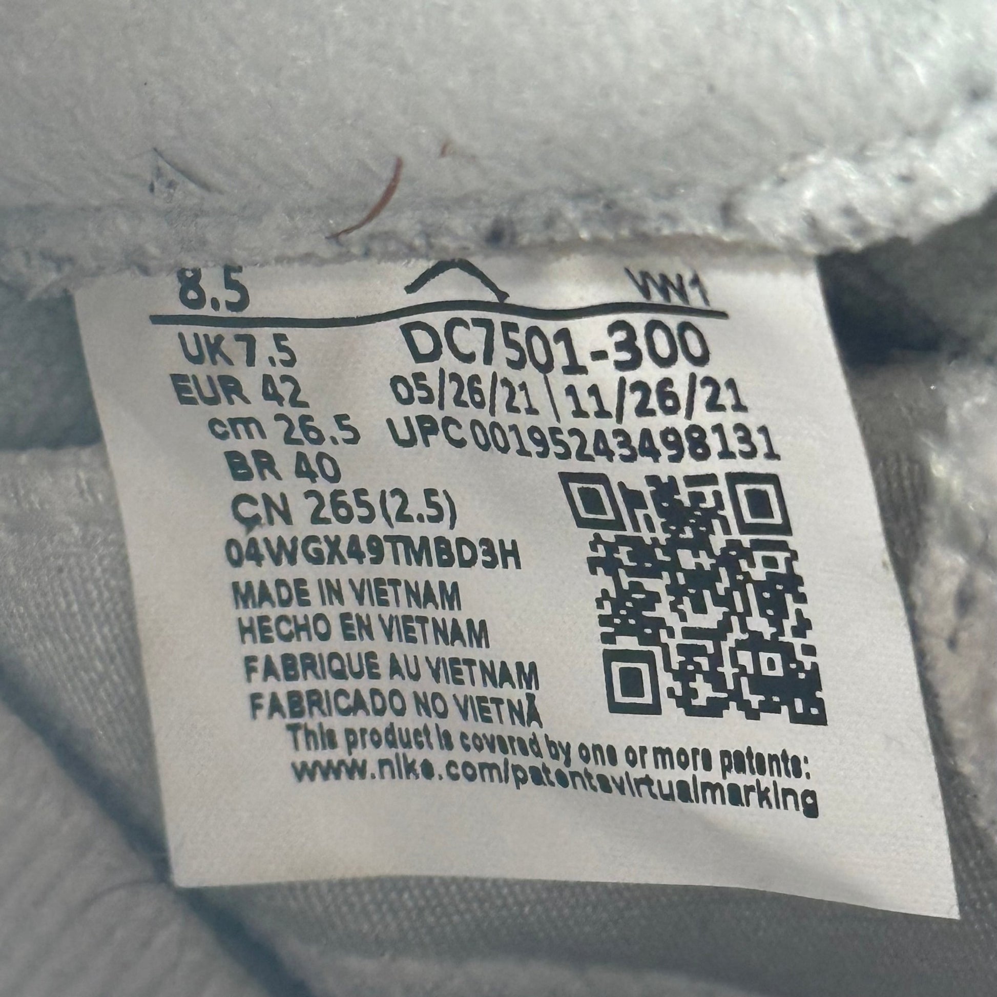 Jordan 5 Retro Jade Horizon *pre - owned* SIZE 8.5 - Kicks Collective PA - Jordan - DC7501-300 - Men's Shoes - 8.5M/10W - Pre - Owned