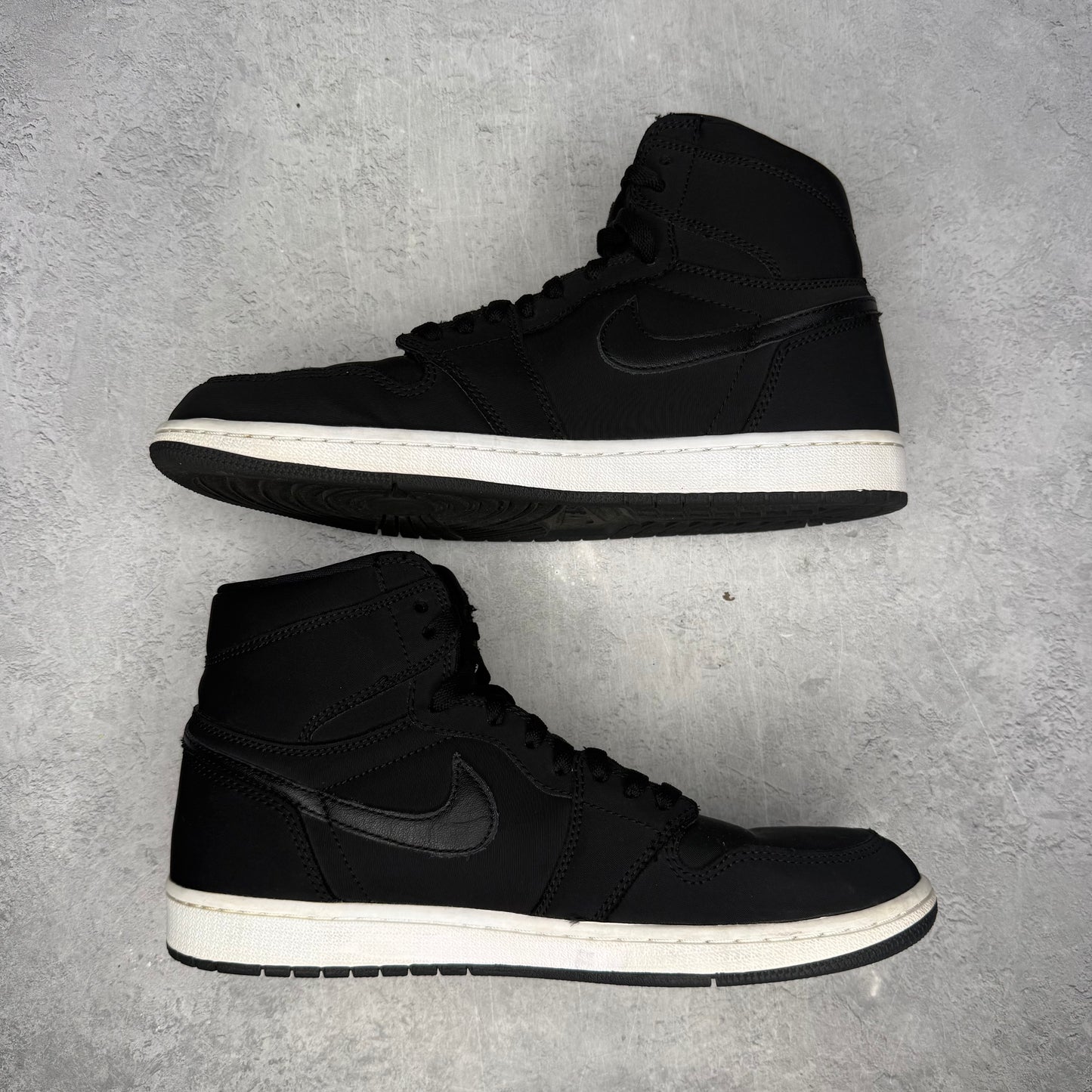 Jordan 1 Retro High Paris Saint Germain *pre-owned* SIZE 11