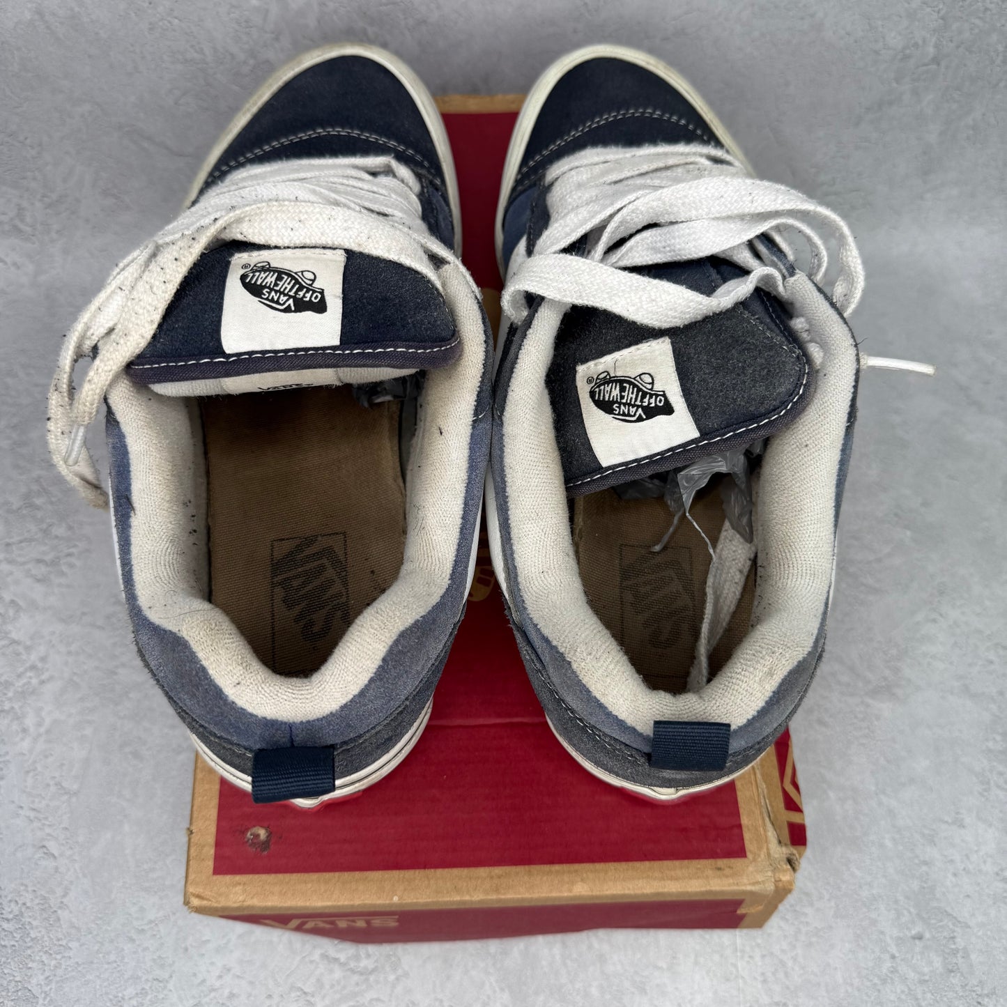 Vans Knu Skool Navy White *pre-owned* SIZE 10.5