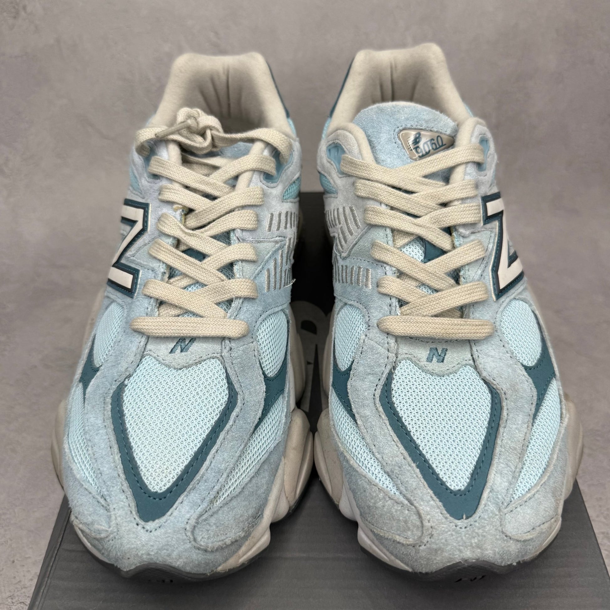 New Balance 9060 Chrome Blue *pre - owned* SIZE 9 - Kicks Collective PA - New Balance - U9060EED - Men's Shoes - 9M/10.5W - Pre - Owned