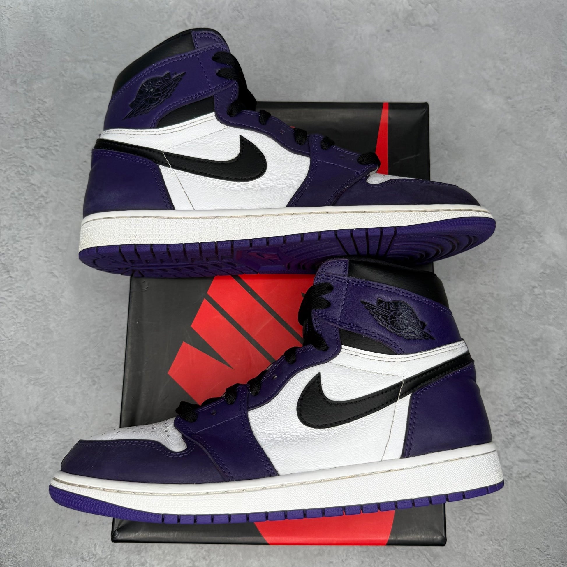 Jordan 1 Retro High Court Purple White *pre - owned* SIZE 10 - Kicks Collective PA - Jordan - 555088-500 - Men's Shoes - 10M/11.5W - Pre - Owned