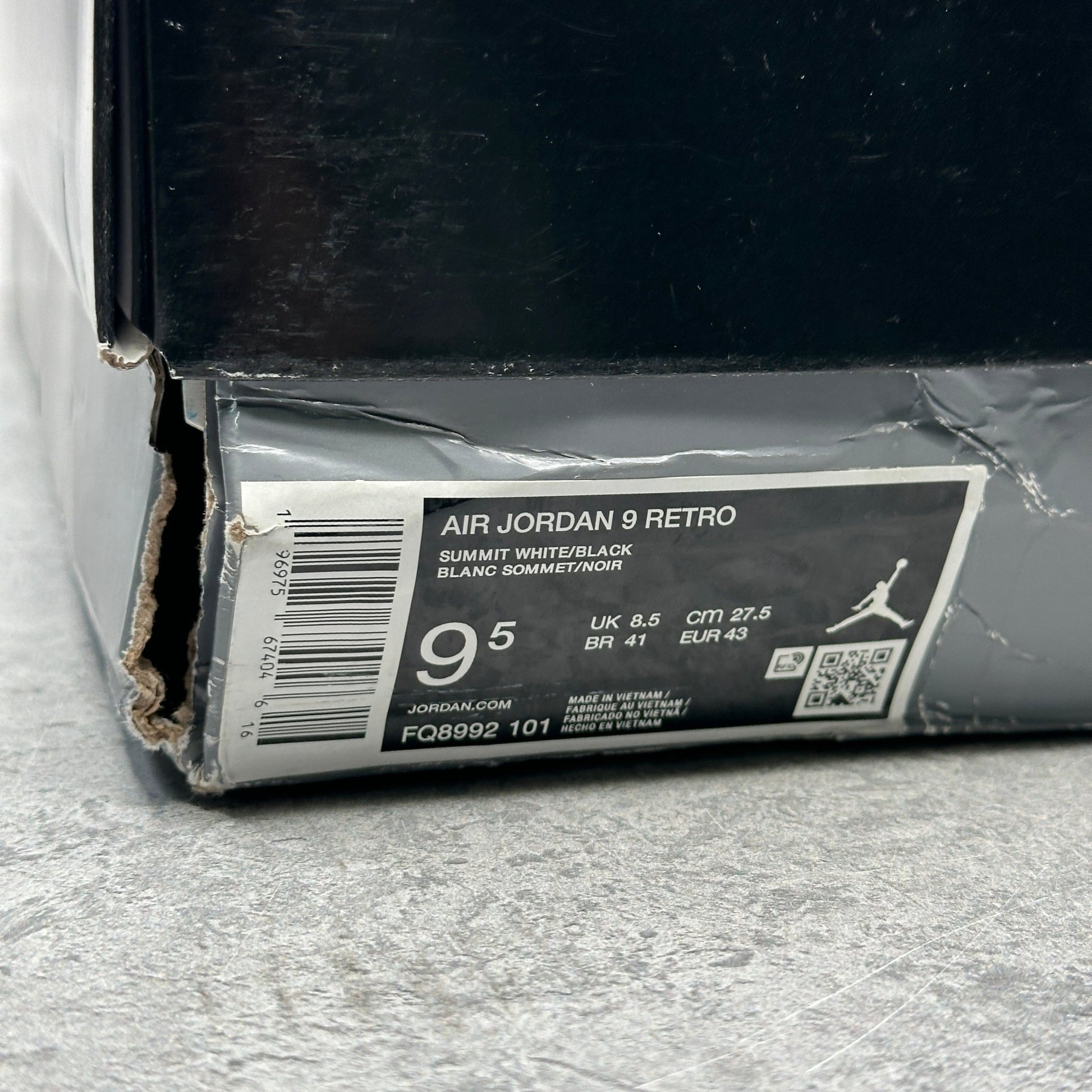 Jordan 9 Retro Powder Blue (2024) *pre - owned* SIZE 9.5 - Kicks Collective PA - Jordan - FQ8992-101 - Men's Shoes - 9.5M/11W - Pre - Owned - Original Box (Damaged)