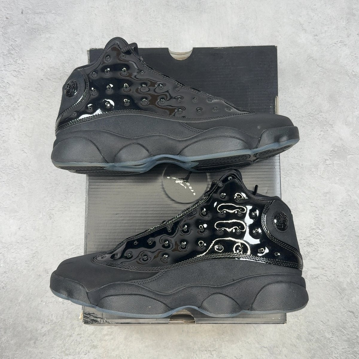 Jordan 13 Retro Cap and Gown 9.5 (Pre-Owned) - front
