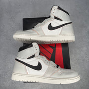 Jordan 1 Retro High OG Defiant SB NYC to Paris *pre-owned* SIZE 10