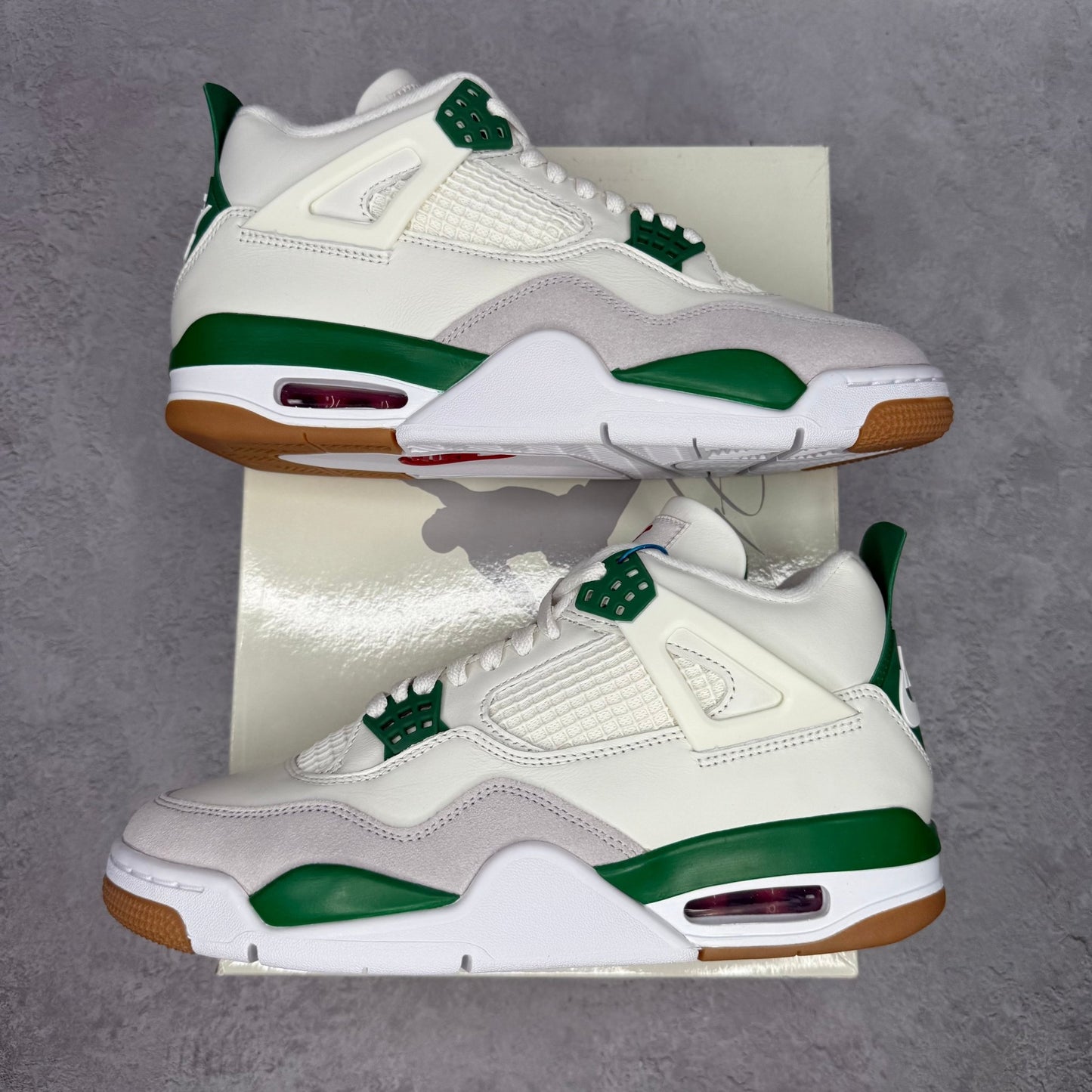 Jordan 4 Retro SB Pine Green - Kicks Collective PA - Jordan - DR5415-103 - Men's Shoes - 9M/10.5W - Brand New - Original Box (Damaged)