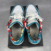 Jordan 1 Low SE Barcelona Cyber Teal *pre-owned* SIZE 9.5