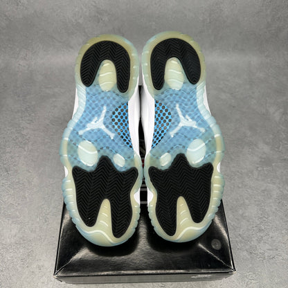 Jordan 11 Retro Legend Blue (2024) *pre-owned* SIZE 9