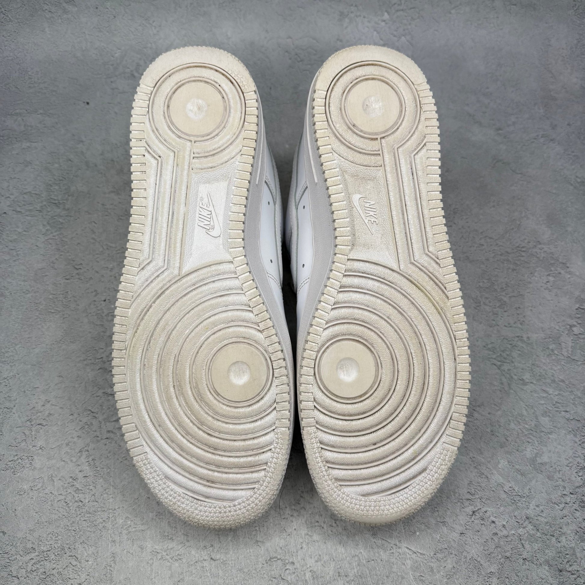 Nike Air Force 1 Low '07 White *pre - owned* SIZE 10.5 - Kicks Collective PA - Nike - 315122-111/CW2288-111 - Men's Shoes - 10.5M/12W - Pre - Owned - No Box