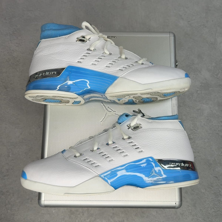 Jordan 17 Retro Low SP University Blue (2024) 11 (Pre-Owned) - front