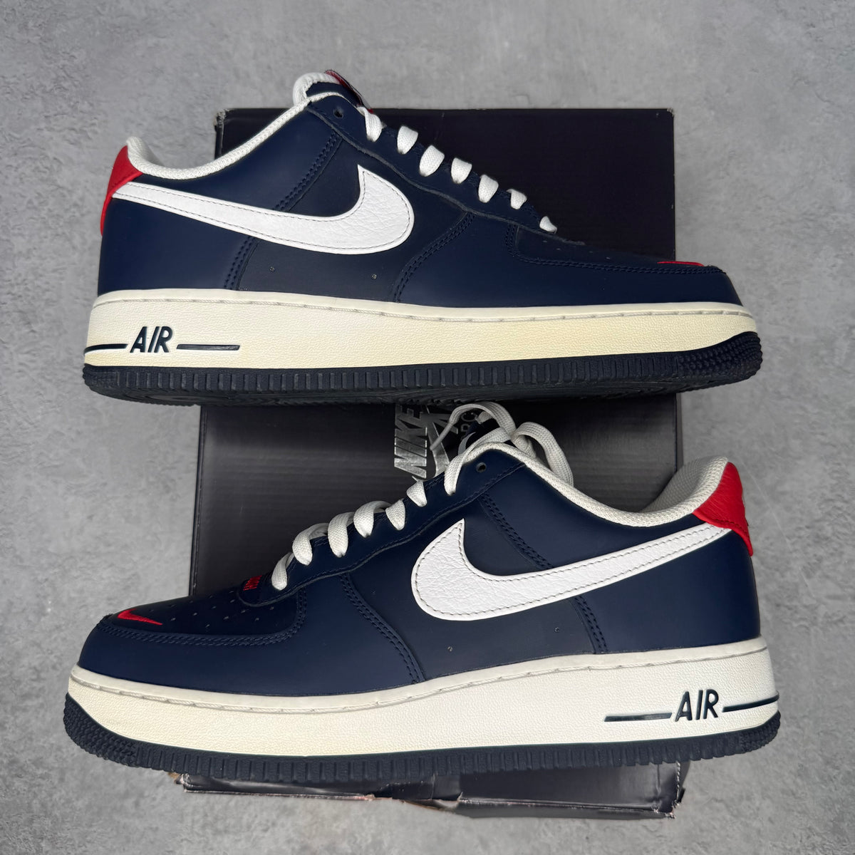 Nike Air Force 1 Low USA Obsidian pre-owned size 9