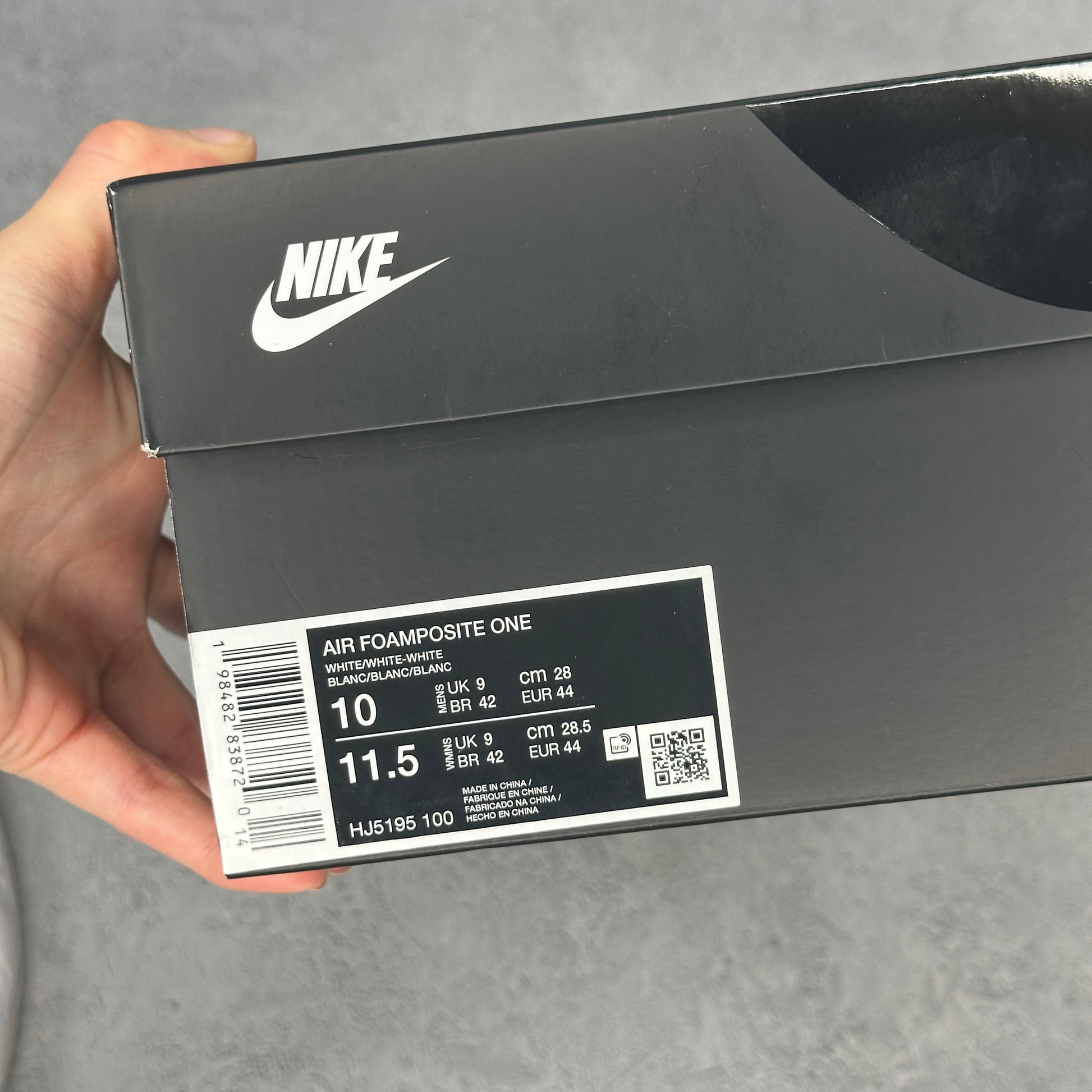 Nike Air Foamposite One Triple White *pre-owned* SIZE 10