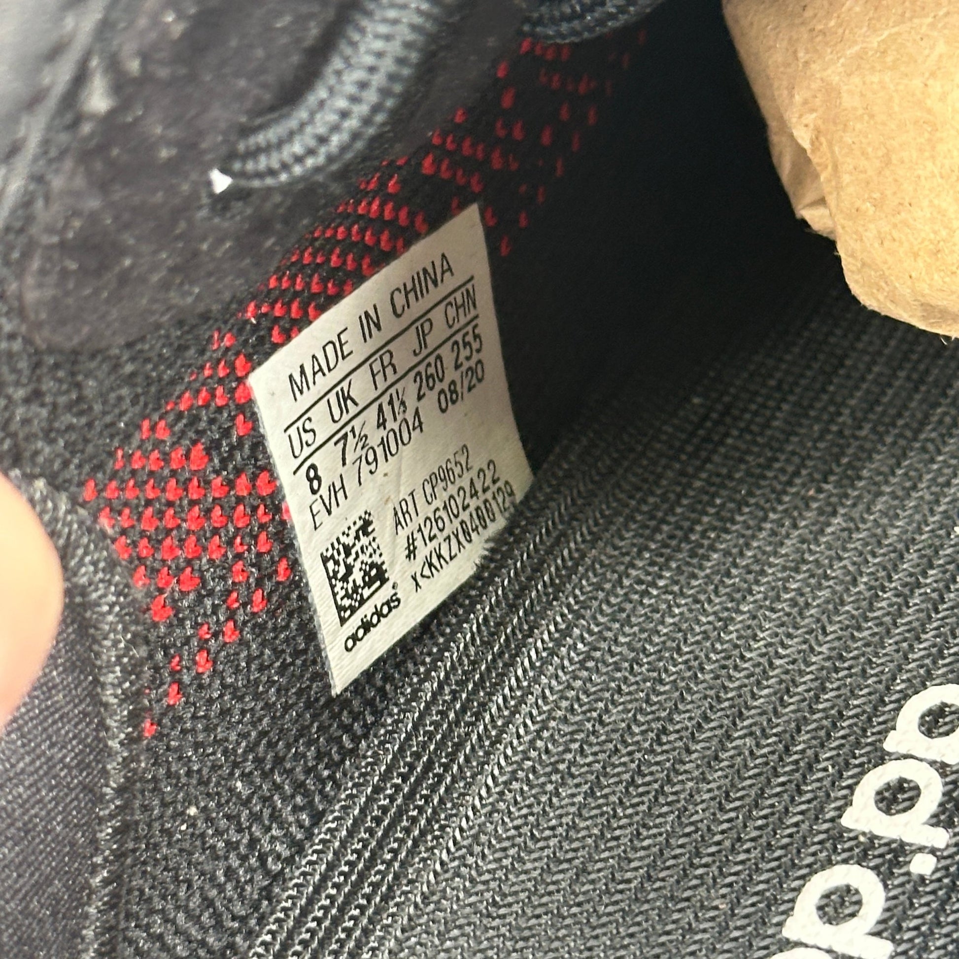 adidas Yeezy Boost 350 V2 Black Red *pre-owned* SIZE 8