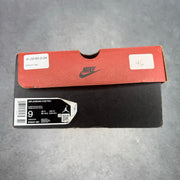 Jordan 11 Retro Playoffs Bred (2019) *pre-owned* SIZE 9