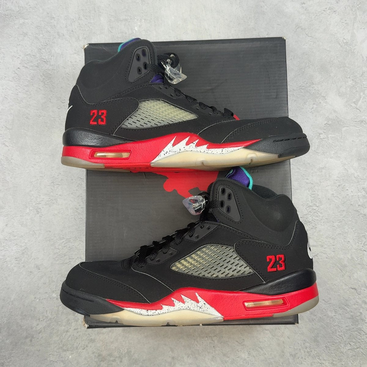 Jordan 5 Retro Top 3 8 (Pre-Owned) - front