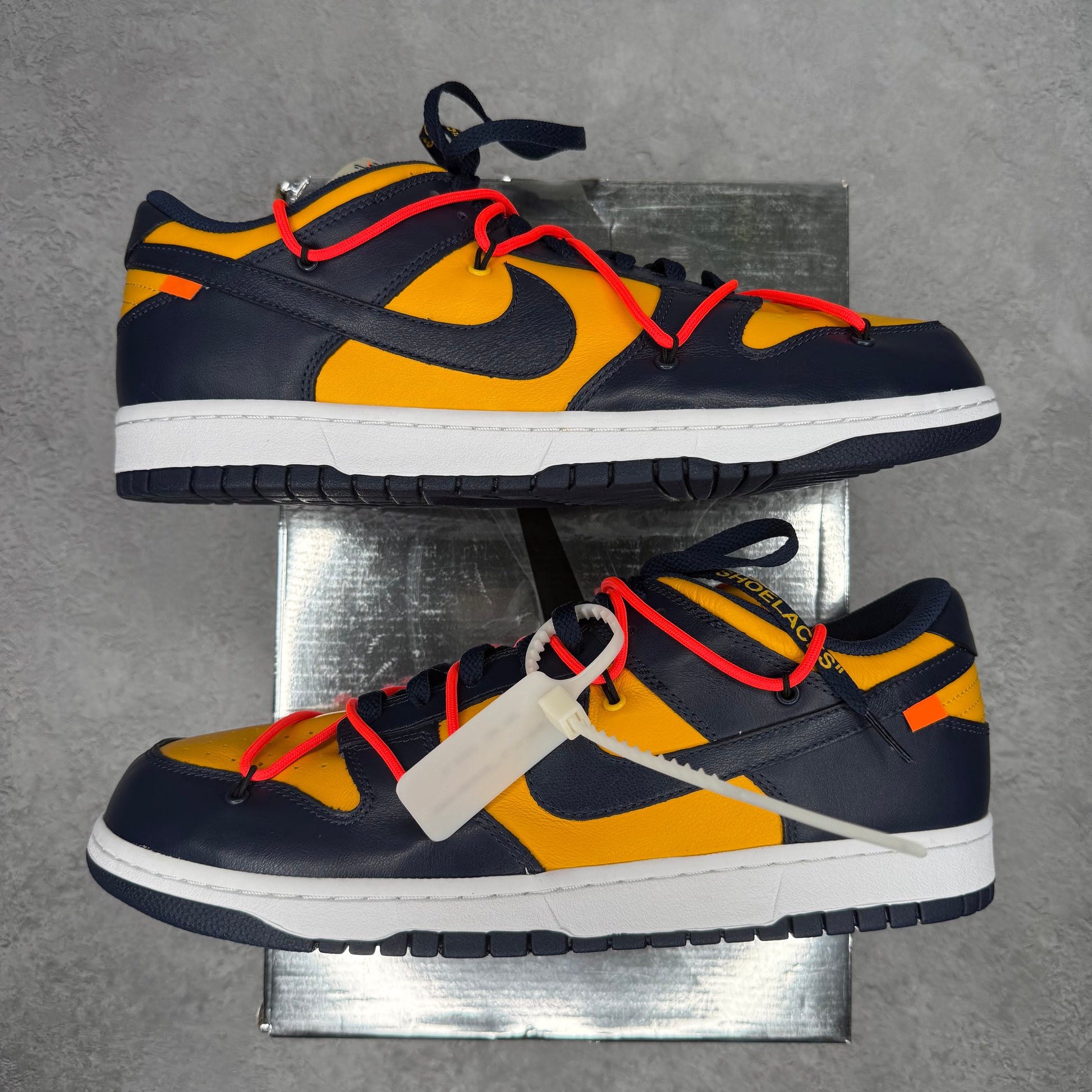 Nike Dunk Low Off-White University Gold