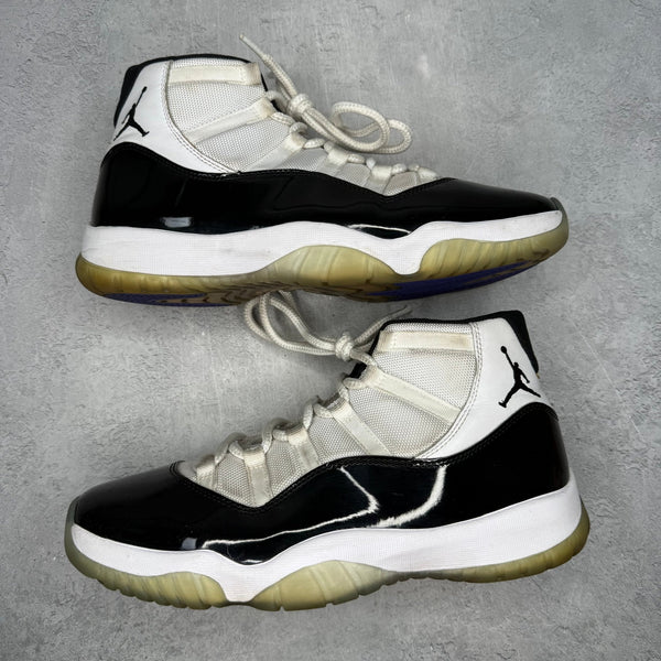 Jordan 11 Retro Concord (2018) *pre - owned* SIZE 10.5 - Kicks Collective PA - Jordan - 378037-100 - Men's Shoes - 6.5M/8W - Pre - Owned - No Box