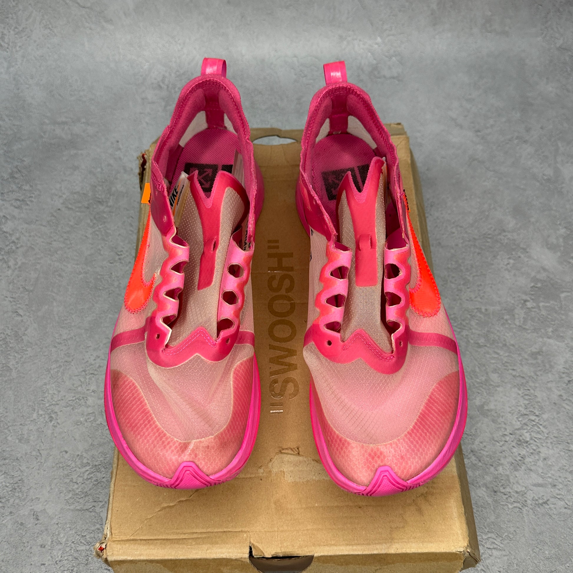 Nike Zoom Fly Off-White Pink *pre-owned* SIZE 11
