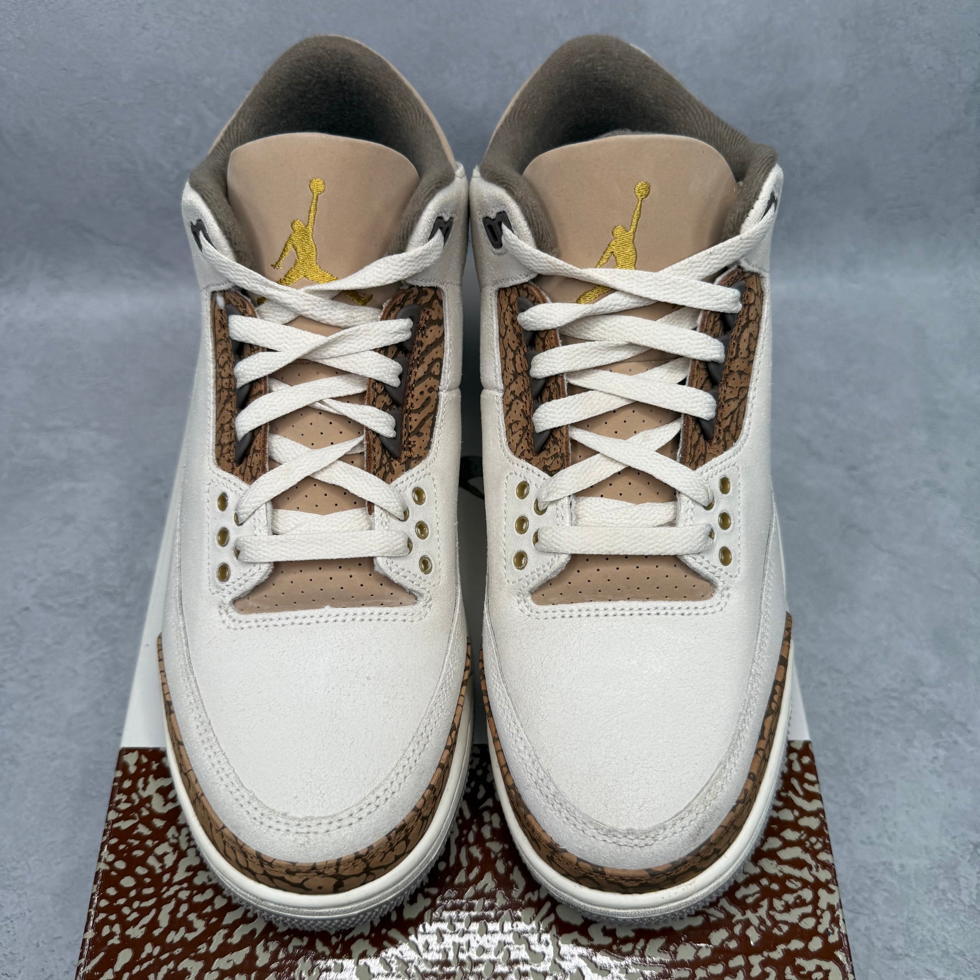 Jordan 3 Retro Palomino *pre-owned* SIZE 10