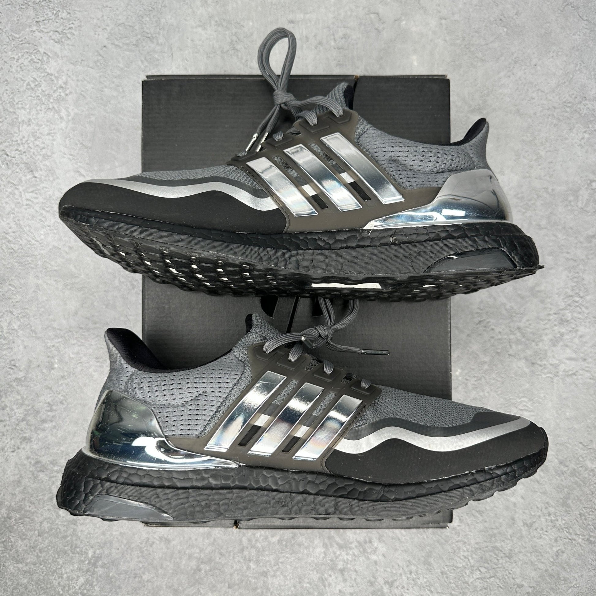 adidas Ultra Boost Grey Silver *pre - owned* SIZE 9.5 - Kicks Collective PA - adidas - EG8103 - Men's Shoes - 9.5M/11W - Pre - Owned