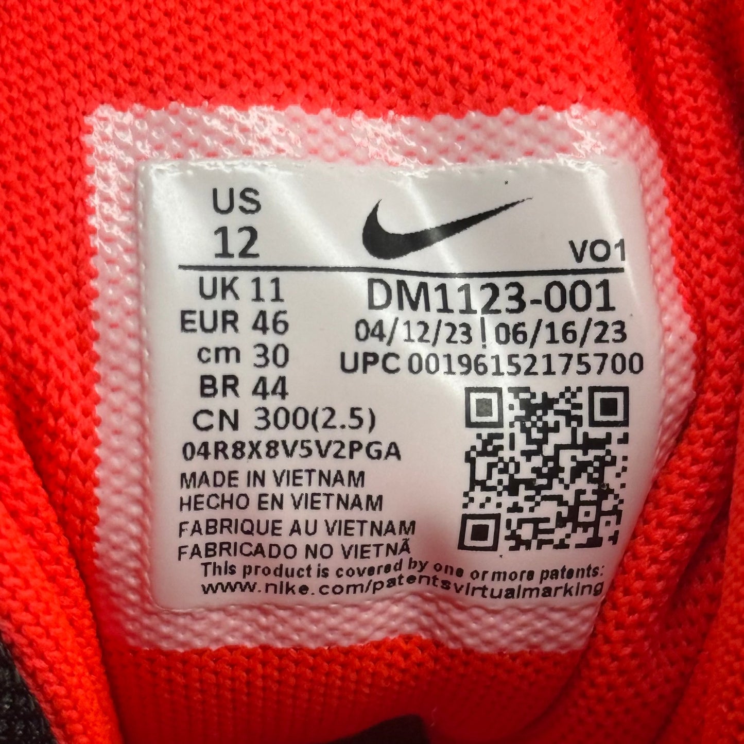 Nike LeBron Witness 8 Bright Crimson Alligator *pre - owned* SIZE 12 - Kicks Collective PA - Nike - DM1123-001 / DM1122-001 - Men's Shoes - 12M/13.5W - Pre - Owned - No Box