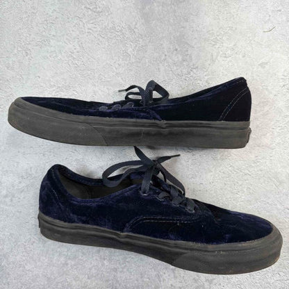 VANS Classic Blue Velvet *pre-owned* SIZE 6Y