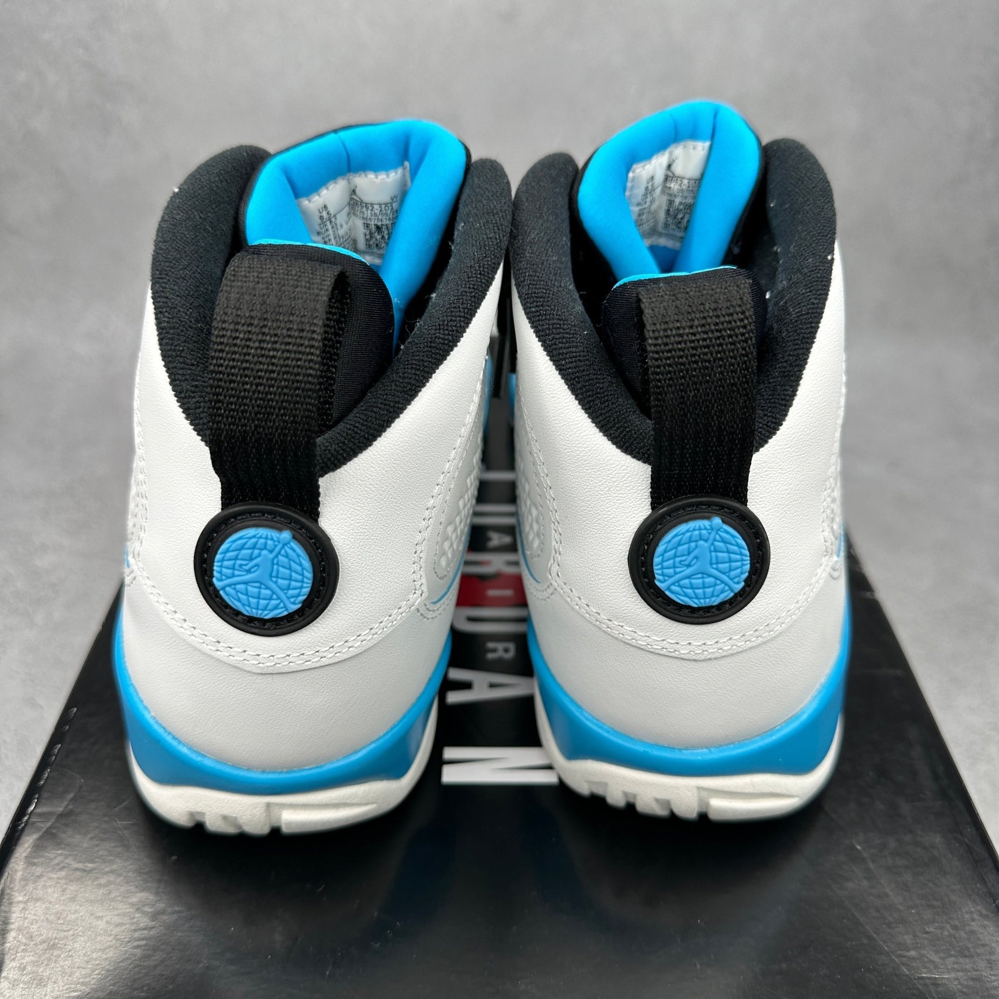 Jordan 9 Retro Powder Blue (2024) *pre - owned* SIZE 9.5 - Kicks Collective PA - Jordan - FQ8992-101 - Men's Shoes - 9.5M/11W - Pre - Owned - Original Box (Damaged)