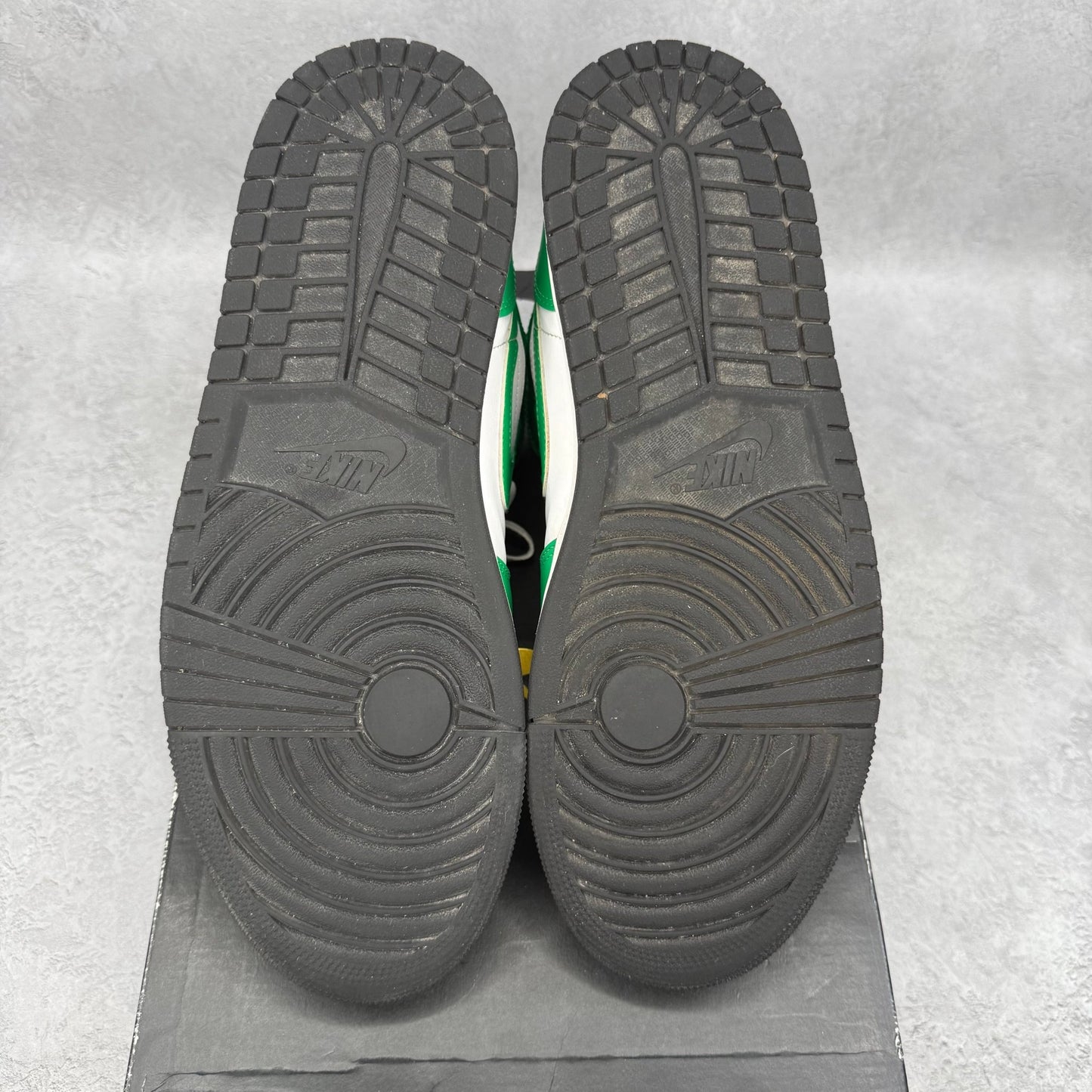 Jordan 1 Mid Lucky Green *pre - owned* SIZE 12 - Kicks Collective PA - Jordan - DQ8426-301 - Men's Shoes - 12M/13.5W - Pre - Owned - Original Box (Damaged)