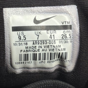 Nike Air Max 720 Triple Black (Women's) *pre-owned* SIZE 9.5W