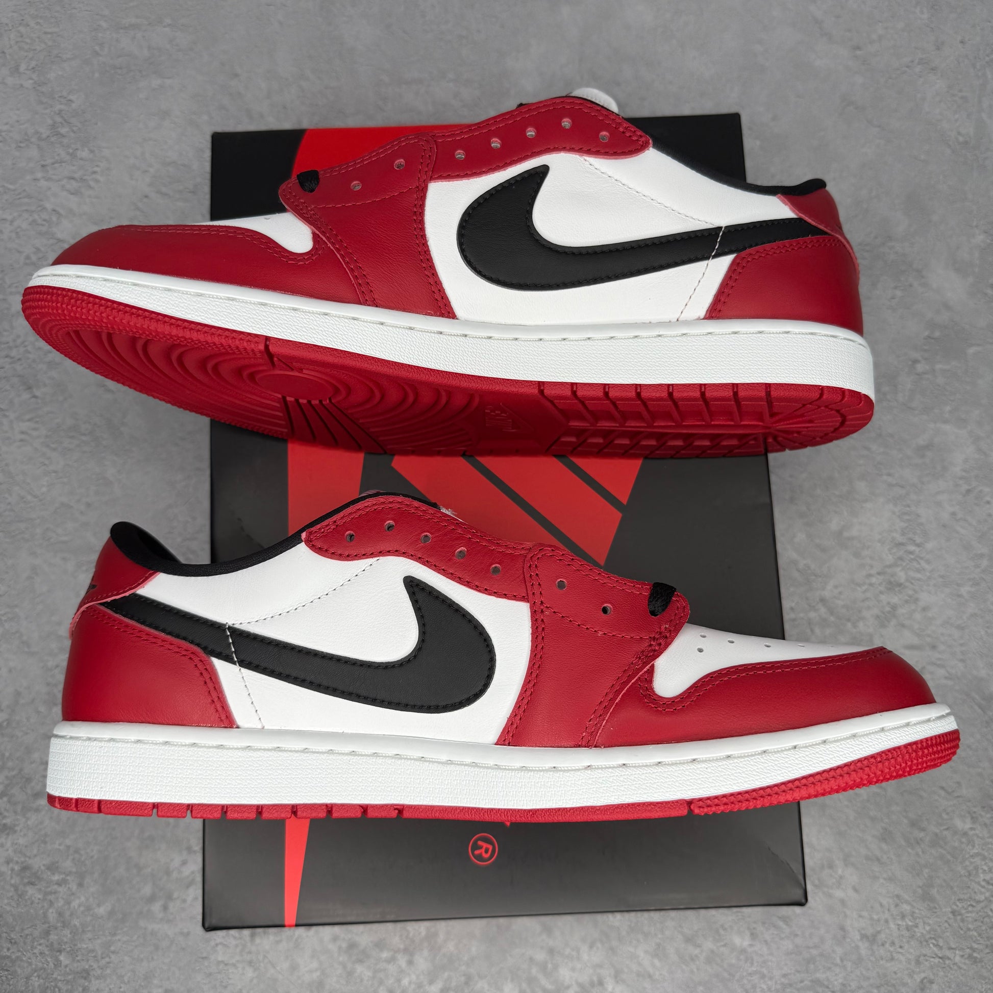 Jordan 1 Retro Low OG Chicago (2025)