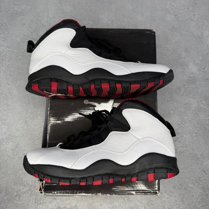 Jordan 10 Retro Chicago Bulls (2012) *pre - owned* SIZE 8 - Kicks Collective PA - Jordan - 310805-100 - Men's Shoes - 8M/9.5W - Pre - Owned