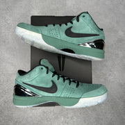 Nike Kobe 4 Protro Girl Dad *pre-owned* SIZE 10