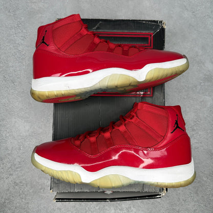 Jordan 11 Retro Win Like 96 *pre - owned* SIZE 11 - Kicks Collective PA - Jordan - 378037-623 - Men's Shoes - 11M/12.5W - Pre - Owned