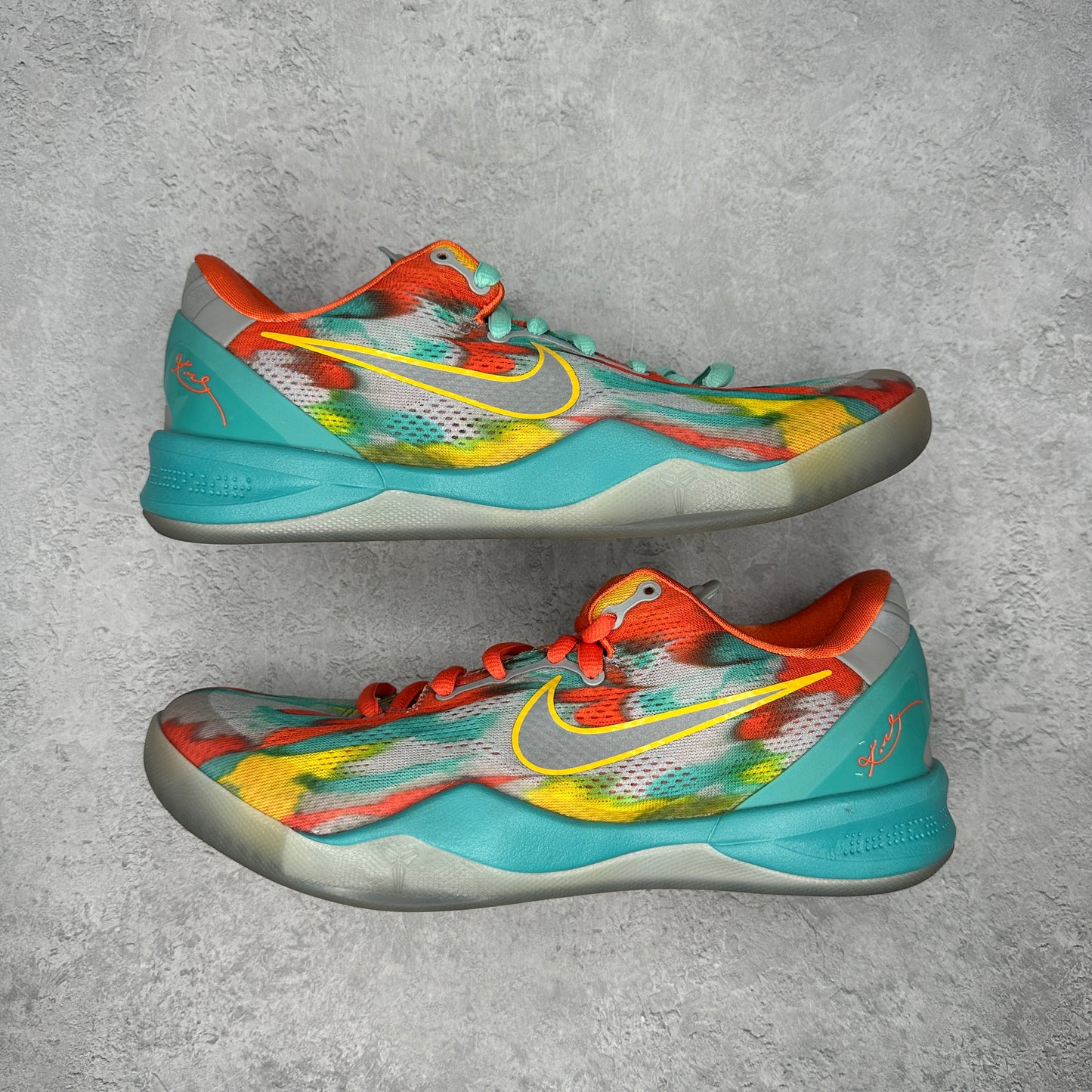 Nike Kobe 8 Protro Venice Beach (2024) *pre-owned* SIZE 11