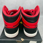 Jordan 1 Mid Alternate Bred (2022) pre-owned size 9.5