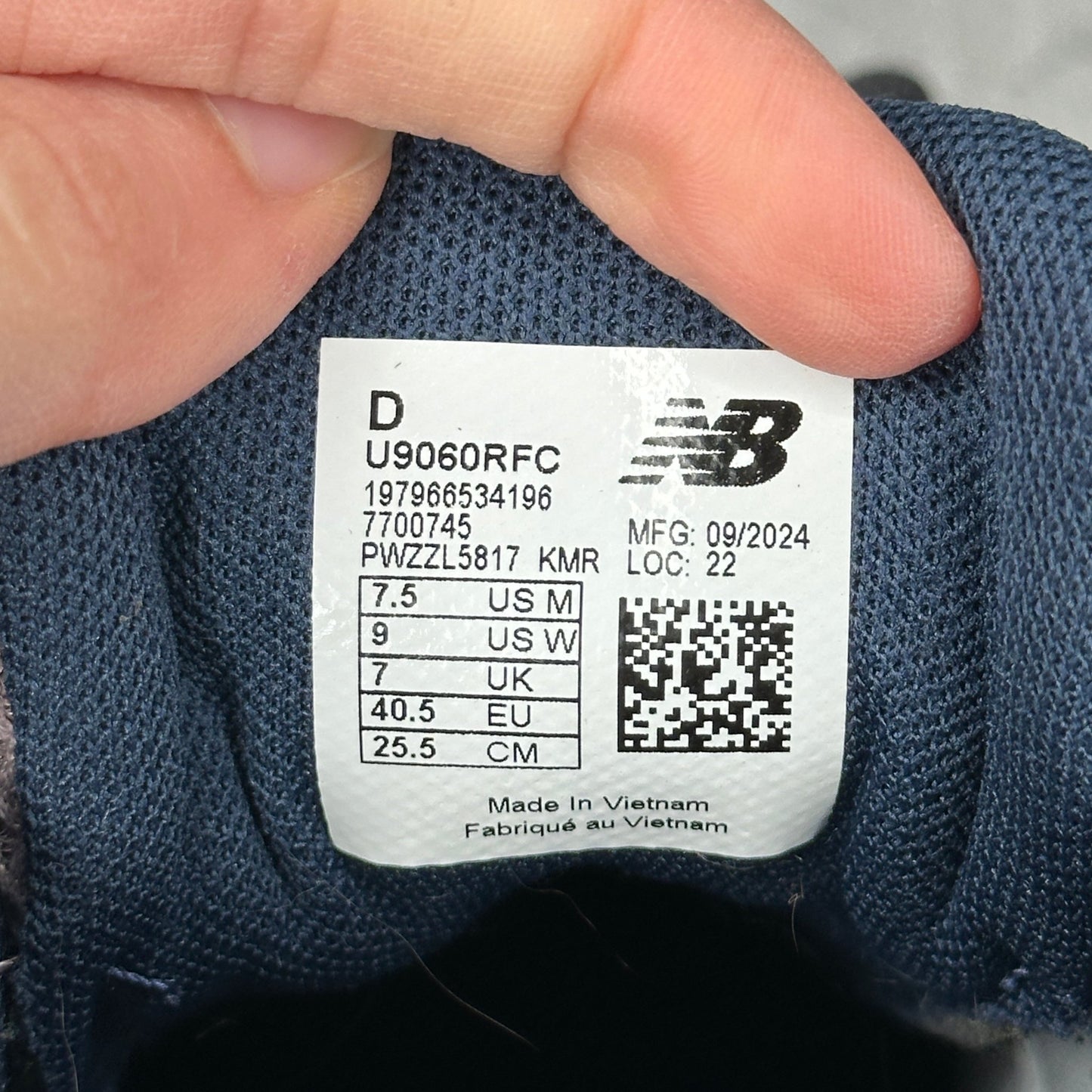 New Balance 9060 Plum Brown Ice Wine *pre - owned* SIZE 7.5 - Kicks Collective PA - New Balance - U9060RFC - Men's Shoes - 7.5M/9W - Pre - Owned - No Box