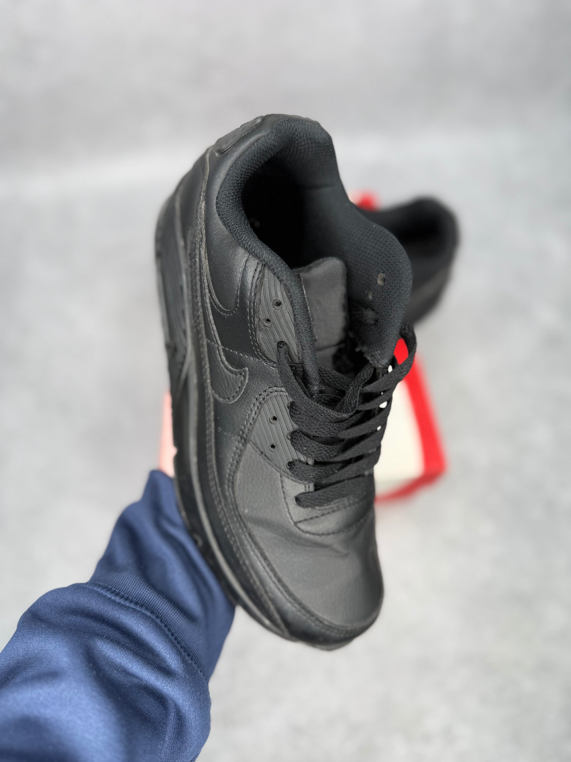 Nike Air Max 90 Recraft Triple Black (GS) *pre-owned* SIZE 6Y