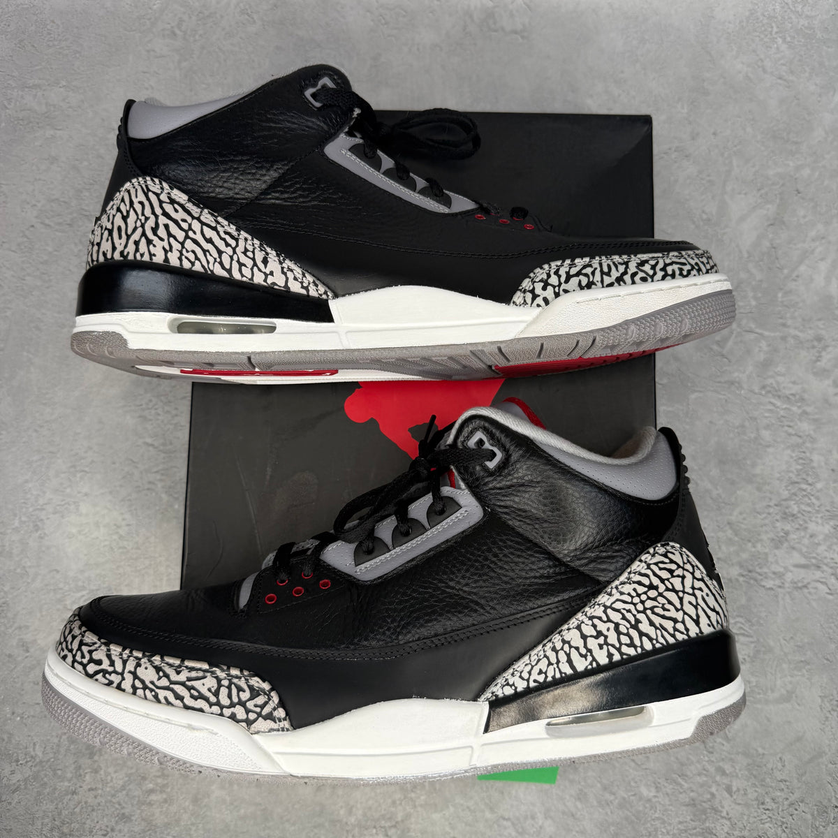 Jordan 3 Retro Black Cement (2011) *pre-owned* SIZE 15