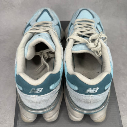 New Balance 9060 Chrome Blue *pre-owned* SIZE 9