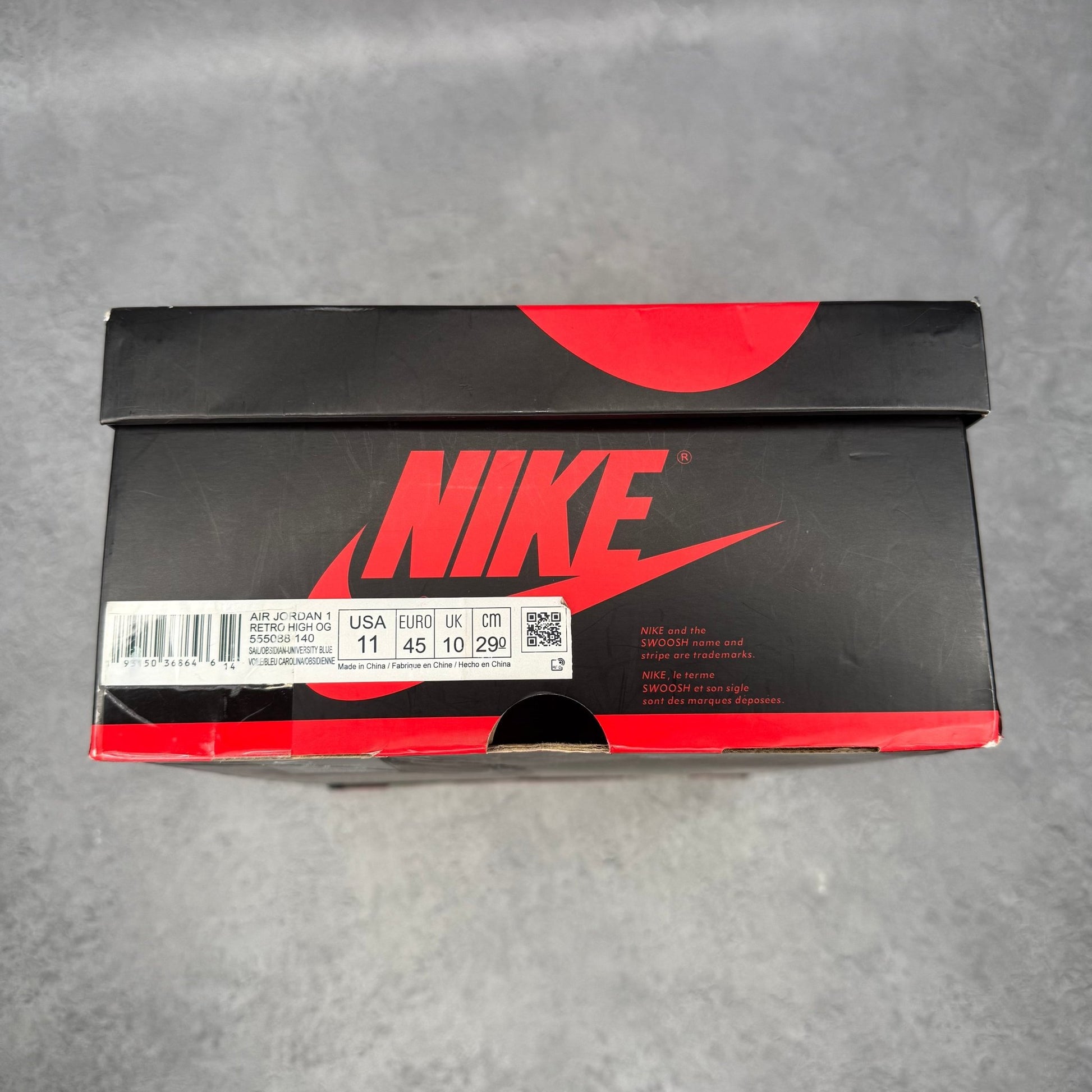 Jordan 1 Retro High Obsidian *pre - owned* SIZE 11 - Kicks Collective PA - Jordan - 555088-140 - Men's Shoes - 11M/12.5W - Pre - Owned