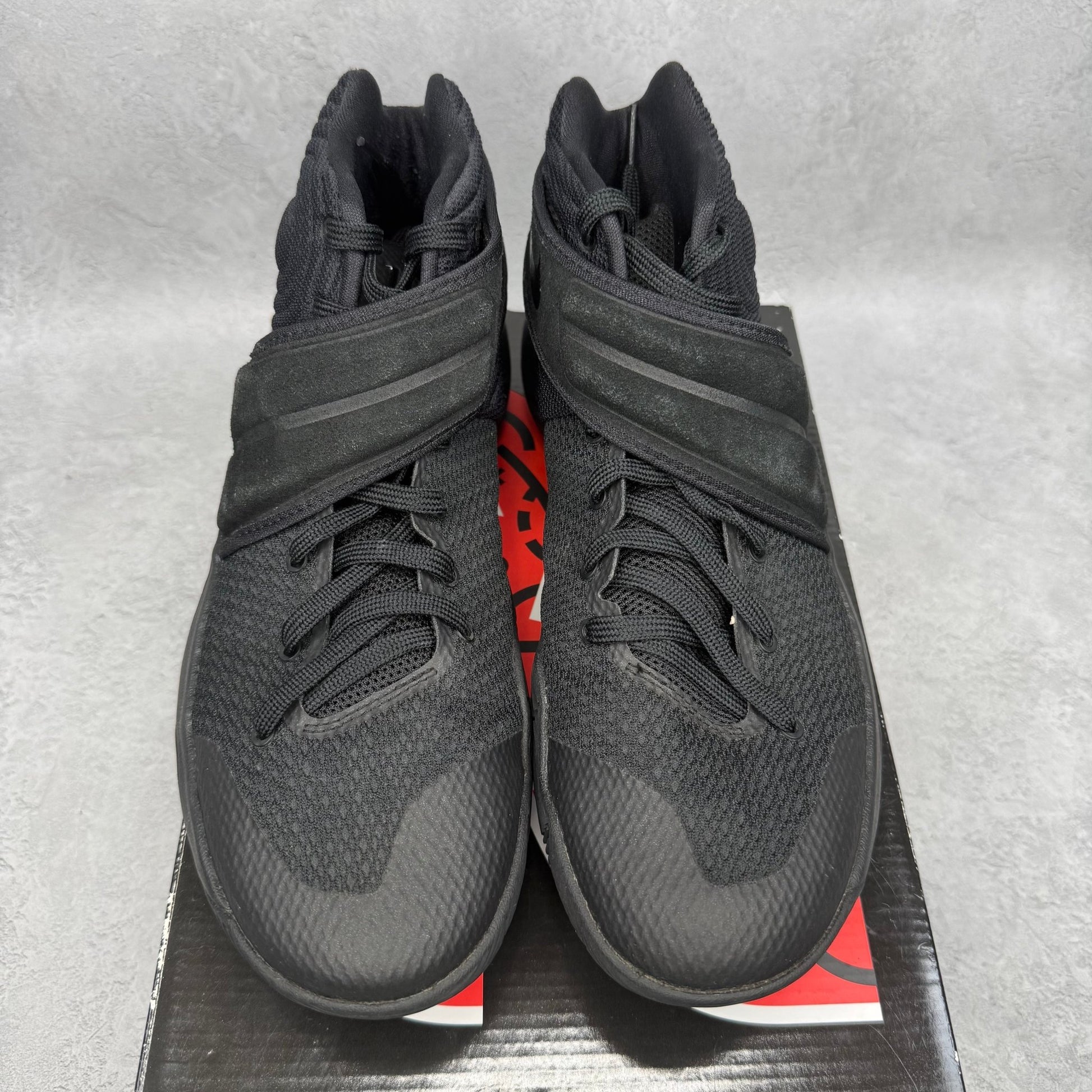 Nike Kyrie 2 Triple Black *pre - owned* SIZE 10.5 - Kicks Collective PA - Nike - 819583-008/820537-008 - Men's Shoes - 10.5M/12W - Pre - Owned