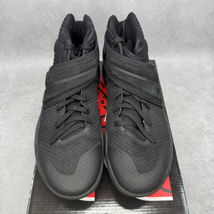 Nike Kyrie 2 Triple Black *pre - owned* SIZE 10.5 - Kicks Collective PA - Nike - 819583-008/820537-008 - Men's Shoes - 10.5M/12W - Pre - Owned