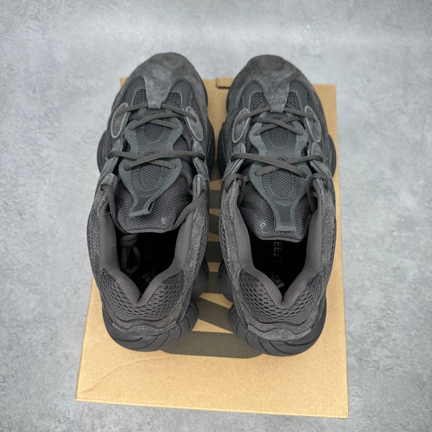 adidas Yeezy 500 Utility Black *pre-owned* SIZE 11.5